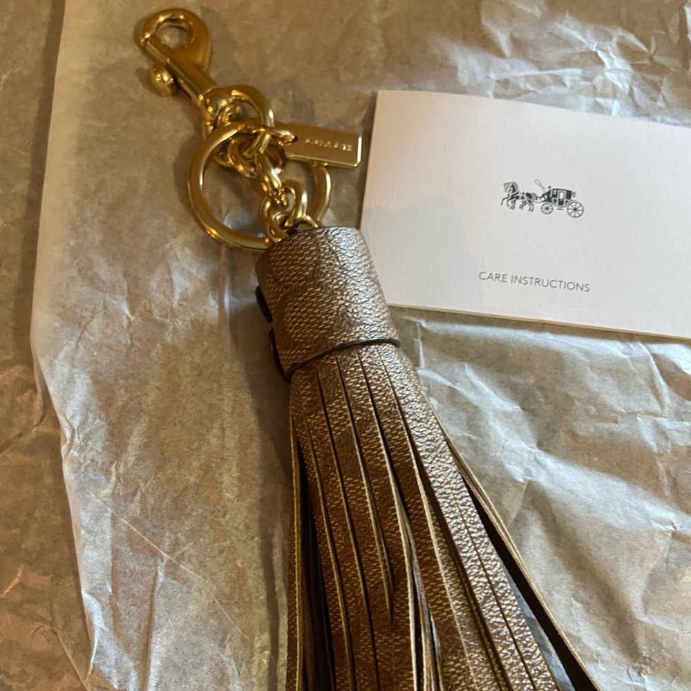 Brand new Coach Leather key accessory